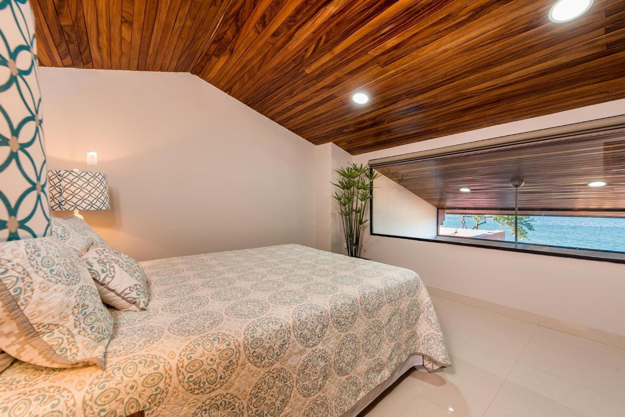 Flamingo Marina Cove 617- Oceanfront 3 Bedroom Condo Плайя-Фламинго Экстерьер фото