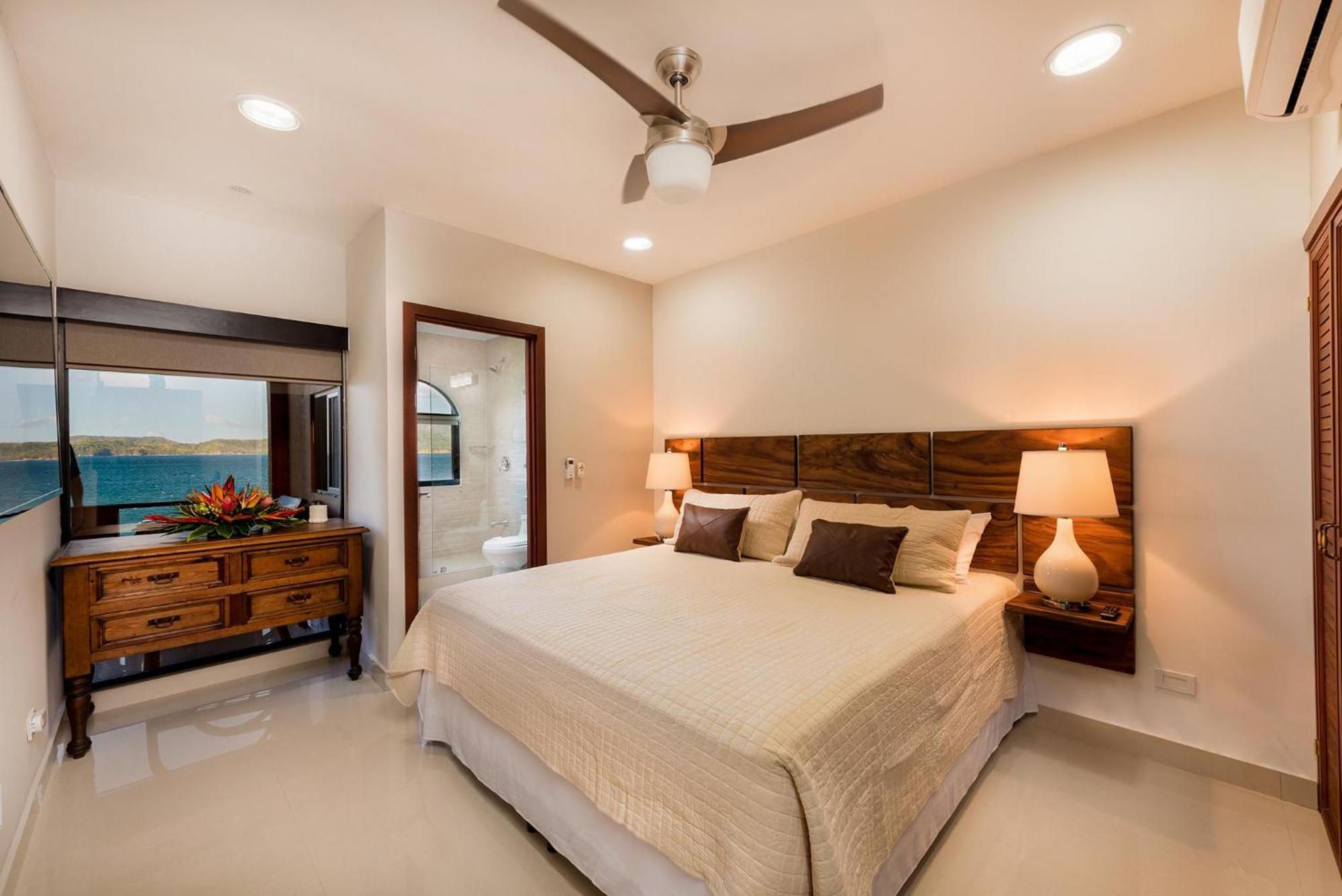 Flamingo Marina Cove 617- Oceanfront 3 Bedroom Condo Плайя-Фламинго Экстерьер фото